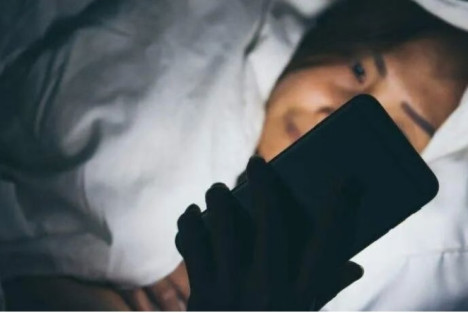 只有熬夜的时间才是属于打工人自己的